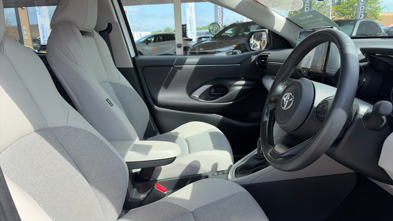 Toyota Yaris 1.5 Hybrid Excel 5dr CVT Hybrid Hatchback